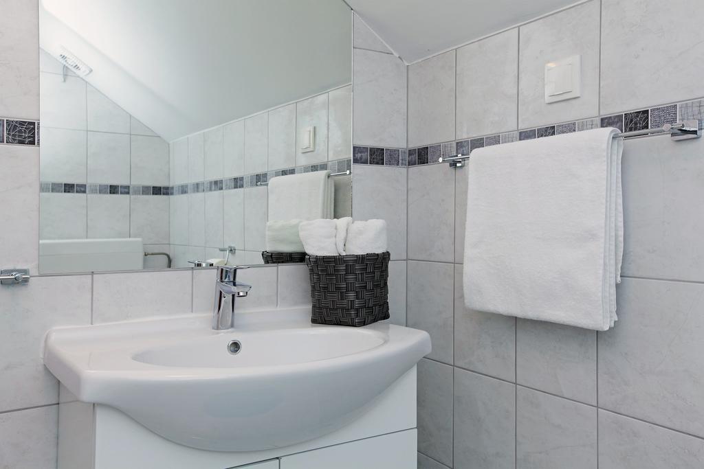 Apartments Park Vela Luka Room photo