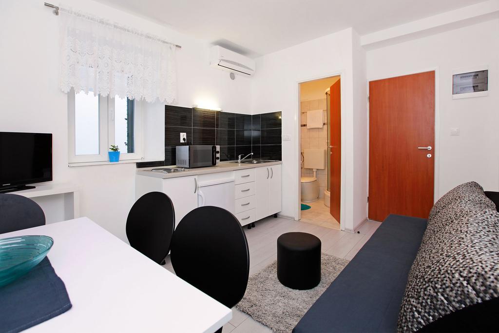 Apartments Park Vela Luka Room photo
